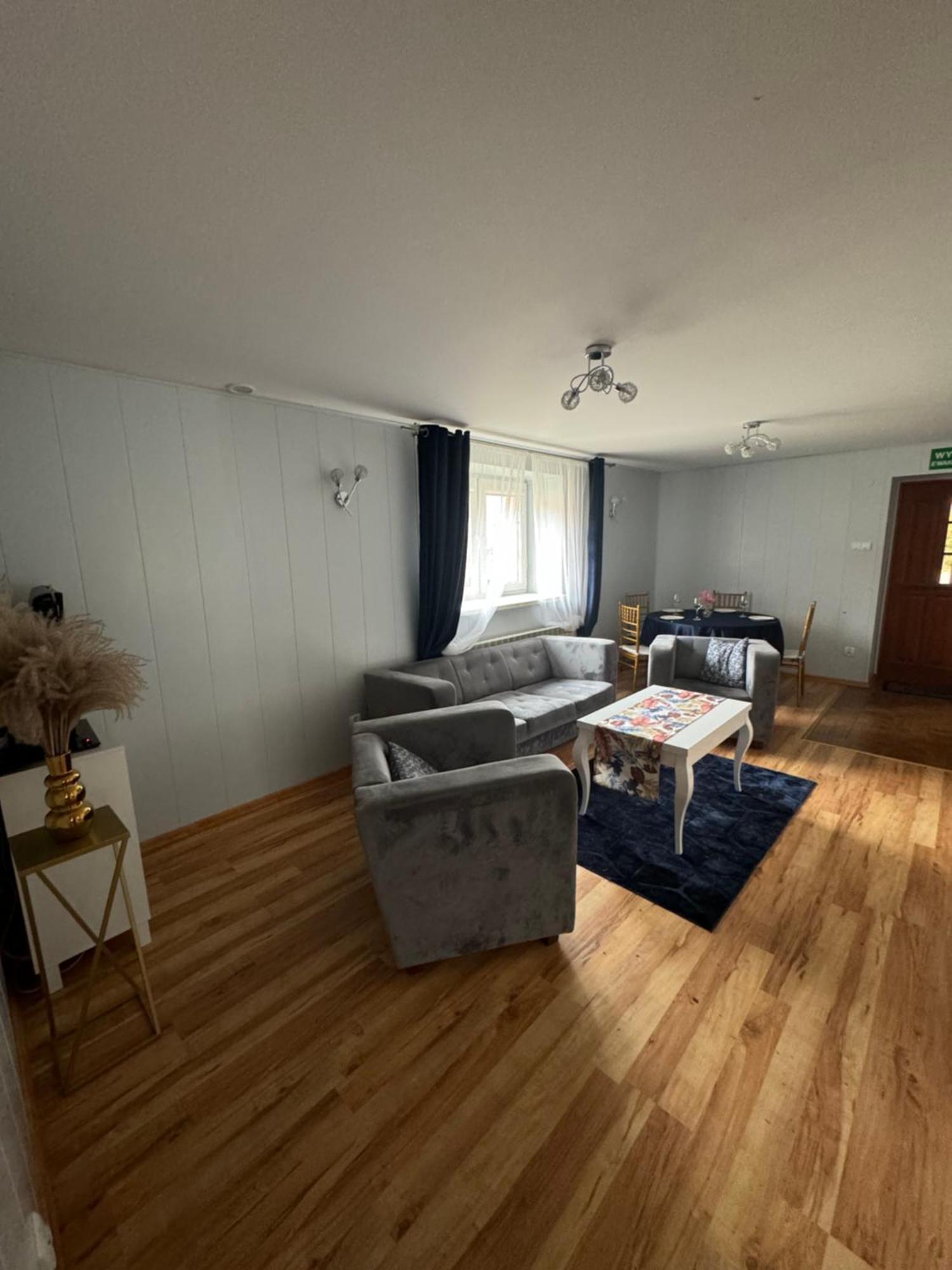 Ferienwohnung Domek Pod Miastem Przemyśl Exterior foto